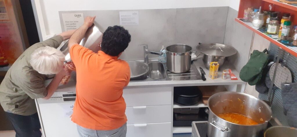 Chefkoch Sam in der Küche